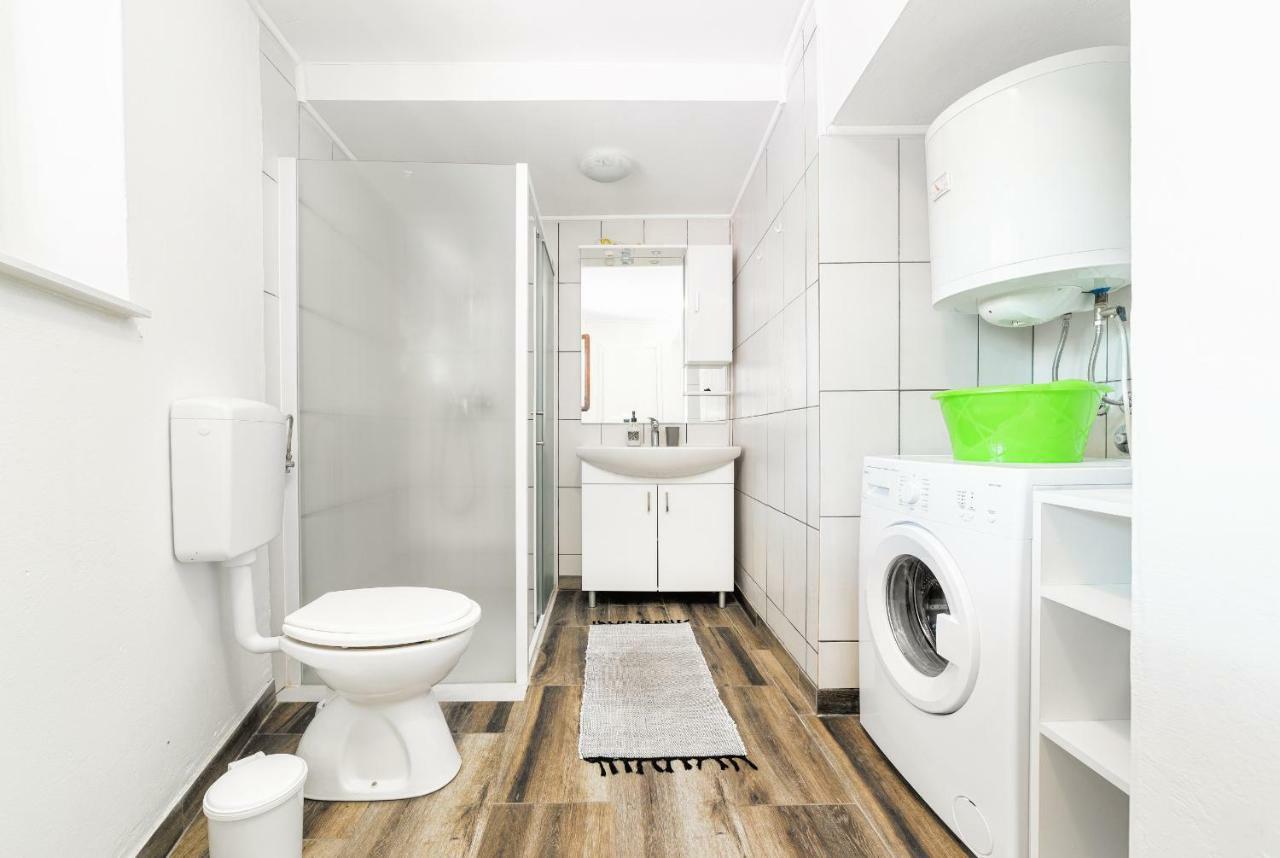 Jere Appartement Tribalj Buitenkant foto
